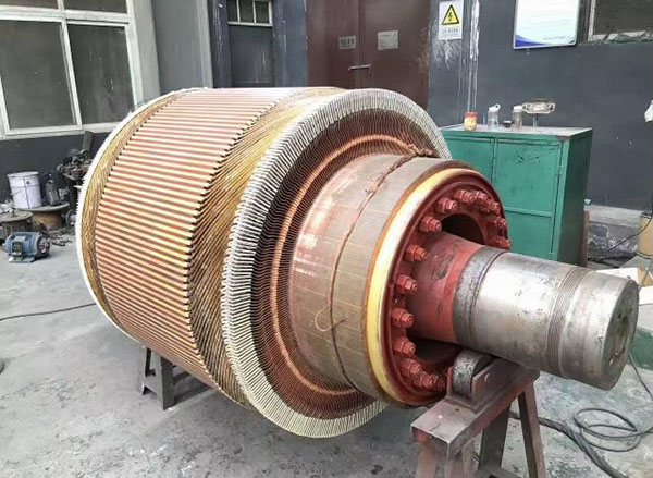 一臺正在六安江淮電機有限公司維護的三相異步電動(dòng)機